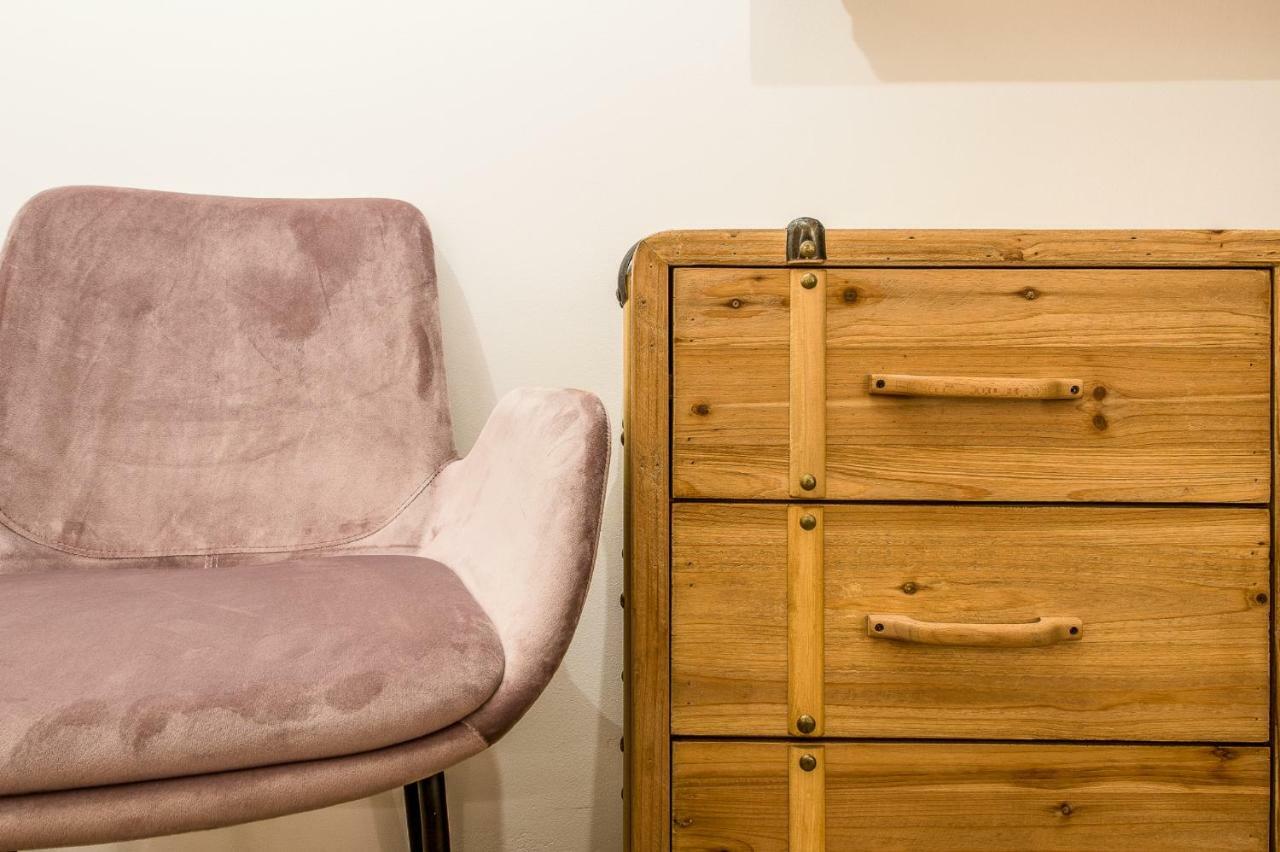 Sofia Boutique Hotel Domasa Dobra Bagian luar foto