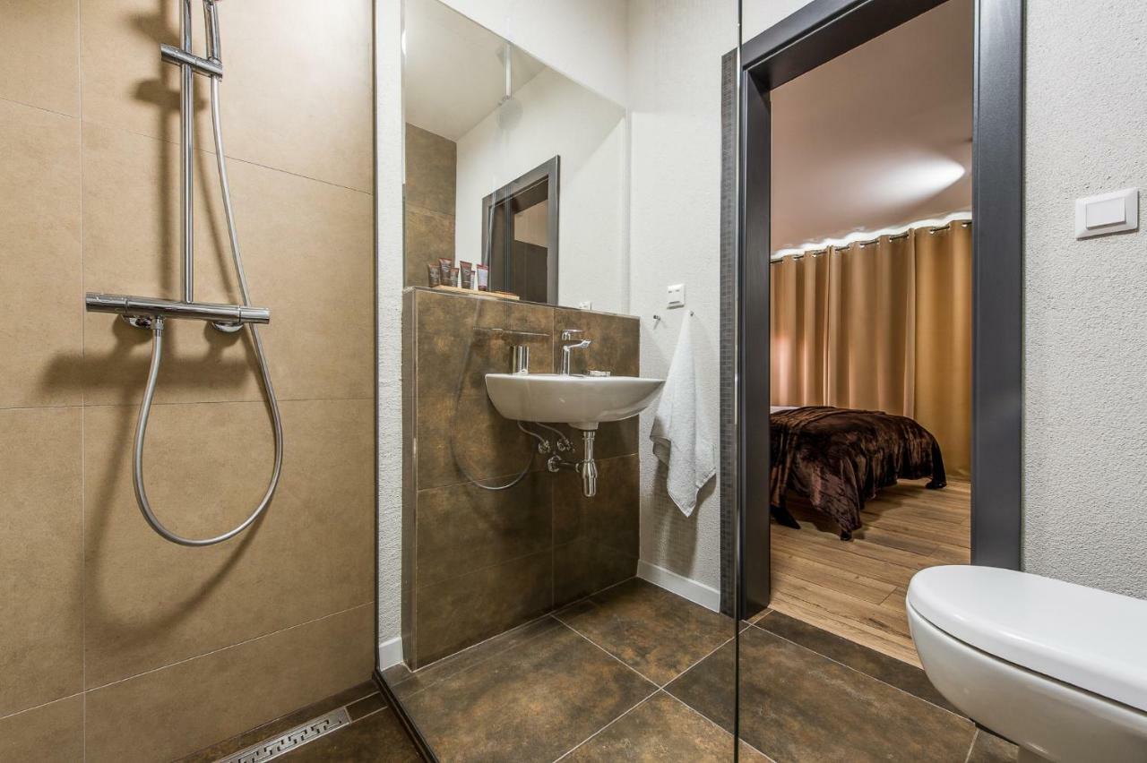 Sofia Boutique Hotel Domasa Dobra Bagian luar foto