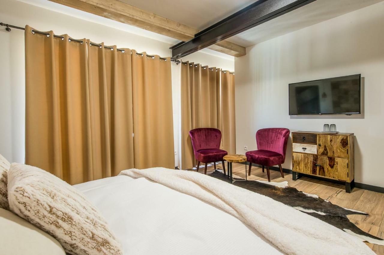 Sofia Boutique Hotel Domasa Dobra Bagian luar foto